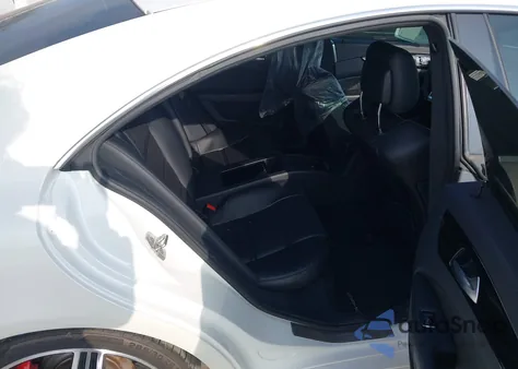 2012 Mercedes-Benz Cls 63 Amg z USA, uszkodzony, nr VIN WDDLJ7EB2CA050626